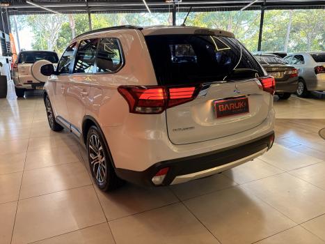 MITSUBISHI Outlander 2.0 16V 4P AUTOM�TICO, Foto 7