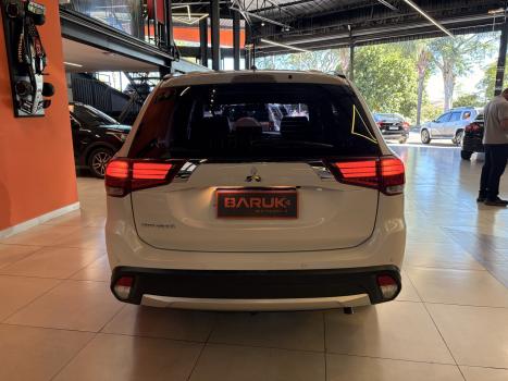 MITSUBISHI Outlander 2.0 16V 4P AUTOM�TICO, Foto 8