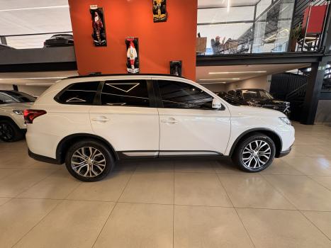 MITSUBISHI Outlander 2.0 16V 4P AUTOM�TICO, Foto 10