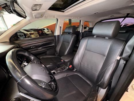 MITSUBISHI Outlander 2.0 16V 4P AUTOM�TICO, Foto 12
