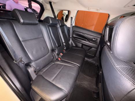 MITSUBISHI Outlander 2.0 16V 4P AUTOM�TICO, Foto 18