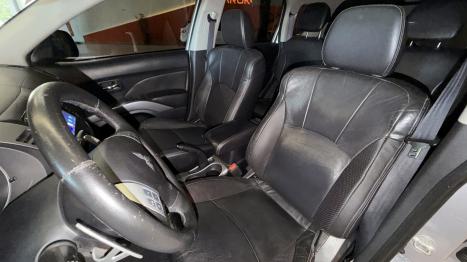 MITSUBISHI Outlander 2.0 16V 4P AUTOM�TICO, Foto 11
