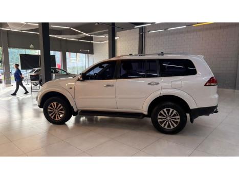 MITSUBISHI Pajero 3.5 V6 24V 4P FLEX HPE 4X4 AUTOMÁTICO, Foto 8