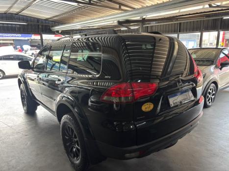 MITSUBISHI Pajero Dakar 3.2 16V 4P HPE 4X4  7 LUGARES TURBO INTECOOLER DIESEL AUTOMTICO, Foto 2