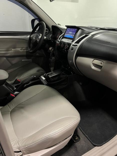 MITSUBISHI Pajero Dakar 3.2 16V 4P HPE 4X4  7 LUGARES TURBO INTECOOLER DIESEL AUTOMTICO, Foto 15