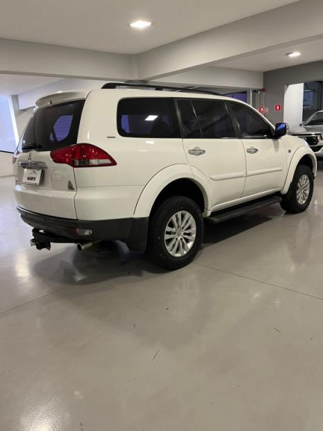 MITSUBISHI Pajero Dakar 3.2 16V 4P HPE S 4X4 TURBO DIESEL INTECOOLER 7 LUGARES AUTOMTICO, Foto 4