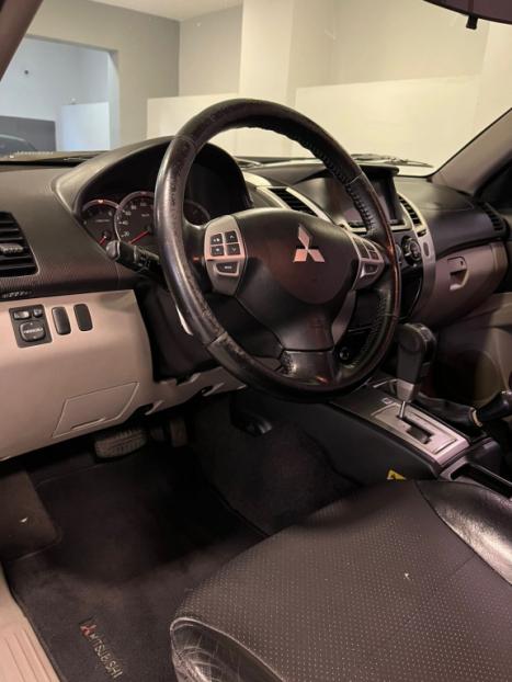 MITSUBISHI Pajero Dakar 3.2 16V 4P HPE S 4X4 TURBO DIESEL INTECOOLER 7 LUGARES AUTOMTICO, Foto 13