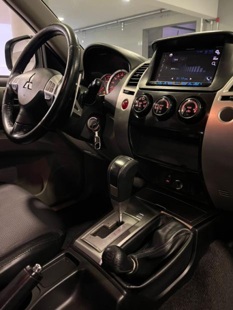 MITSUBISHI Pajero Dakar 3.2 16V 4P HPE S 4X4 TURBO DIESEL INTECOOLER 7 LUGARES AUTOMTICO, Foto 14