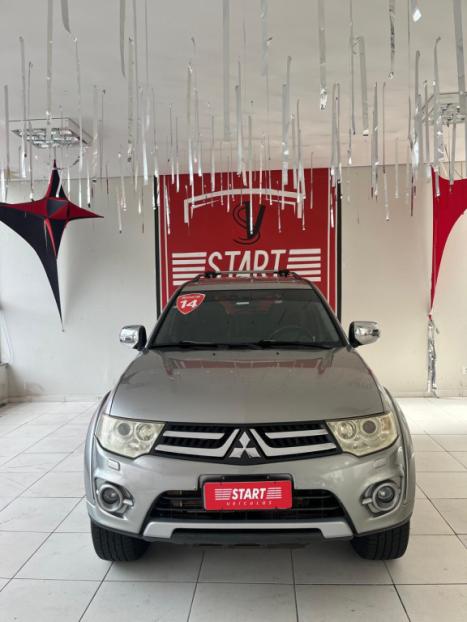 MITSUBISHI Pajero Dakar 3.2 16V 4P HPE S 4X4 TURBO DIESEL INTECOOLER 7 LUGARES AUTOM�TICO, Foto 2