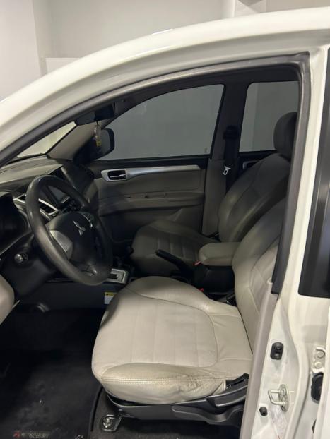 MITSUBISHI Pajero Dakar 3.2 16V 4P 4X4 TURBO DIESEL INTERCOOLER AUTOM�TICO, Foto 13