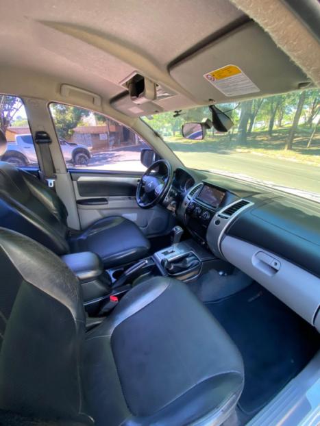 MITSUBISHI Pajero Dakar 3.2 16V 4P HPE 4X4  7 LUGARES TURBO INTECOOLER DIESEL AUTOM�TICO, Foto 10