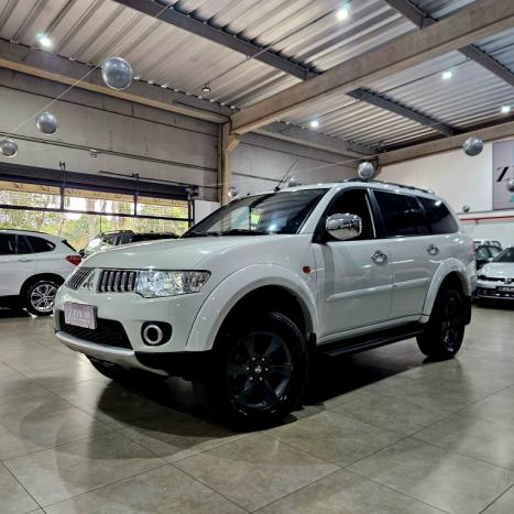 MITSUBISHI Pajero Dakar 3.5 V6 24V 4P HPE FLEX 4X4 7 LUGARES AUTOM�TICO, Foto 3