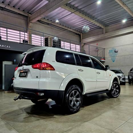 MITSUBISHI Pajero Dakar 3.5 V6 24V 4P HPE FLEX 4X4 7 LUGARES AUTOM�TICO, Foto 4