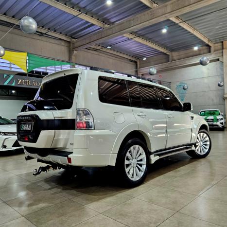 MITSUBISHI Pajero Full 3.2 16V 4P HPE 4X4 TURBO DIESEL INTERCOOLER AUTOM�TICO, Foto 4