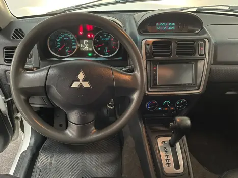 MITSUBISHI Pajero TR4 2.0 16V 4P 4X4 FLEX AUTOMÁTICO, Foto 10 MITSUBISHI Pajero TR4 2.0 16V 4P 4X4 FLEX AUTOMÁTICO, Foto 10