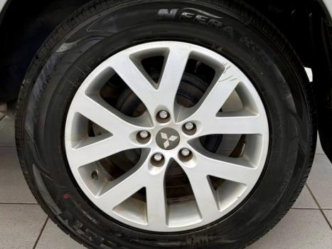 MITSUBISHI Pajero TR4 2.0 16V 4P, Foto 13