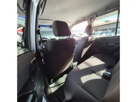 MITSUBISHI Pajero TR4 2.0 16V 4P, Foto 11