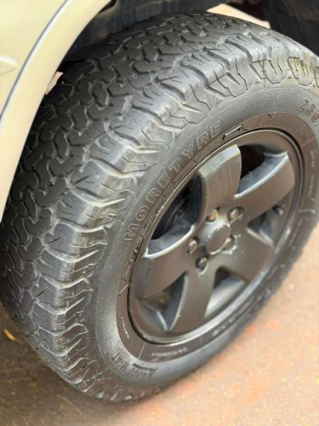 MITSUBISHI Pajero TR4 2.0 16V 4P 4X4 AUTOM�TICO, Foto 7