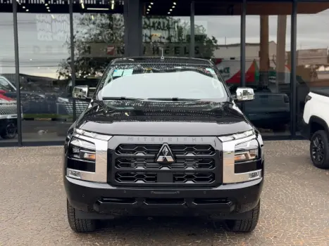 MITSUBISHI Triton 2.4 HPE-S BITURBO DIESEL CABINE DUPLA 4X4 AUTOMÁTICO, Foto 5