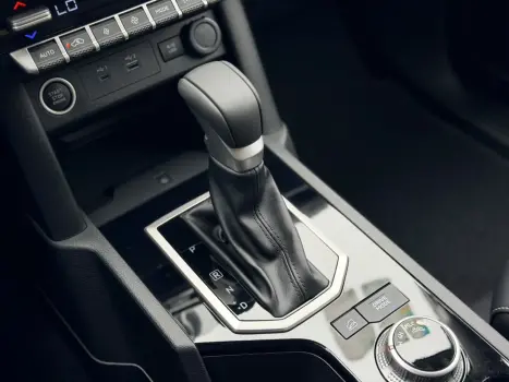 MITSUBISHI Triton 2.4 HPE-S BITURBO DIESEL CABINE DUPLA 4X4 AUTOMÁTICO, Foto 17