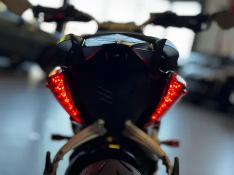 MV AGUSTA 800 , Foto 9