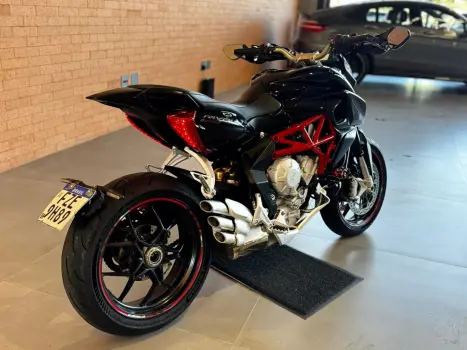 MV AGUSTA 800 , Foto 11