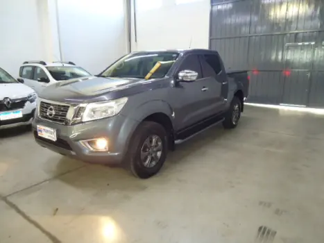 NISSAN Frontier 2.3 16V XE 4X4 CABINE DUPLA BI-TURBO DIESEL AUTOMTICO, Foto 3