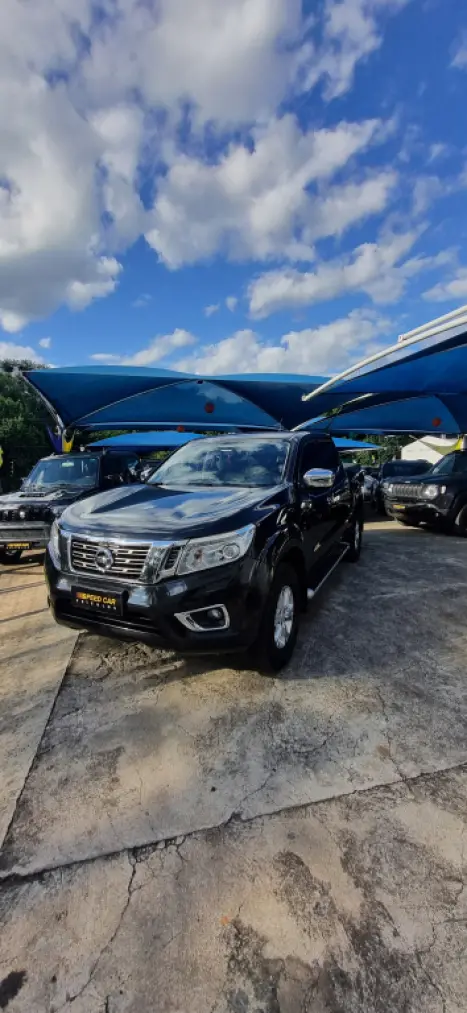 NISSAN Frontier 2.3 16V XE 4X4 CABINE DUPLA BI-TURBO DIESEL AUTOMÁTICO, Foto 5 NISSAN Frontier 2.3 16V XE 4X4 CABINE DUPLA BI-TURBO DIESEL AUTOMÁTICO, Foto 5
