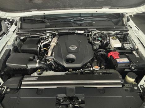NISSAN Frontier 2.3 ATTACK CABINE DUPLA 4X4 BI-TURBO DIESEL AUTOMTICO, Foto 18