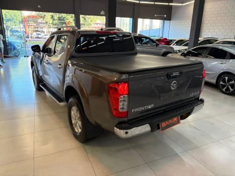 NISSAN Frontier 2.3 16V LE 4X4 CABINE DUPLA BI-TURBO DIESEL AUTOMTICO, Foto 5