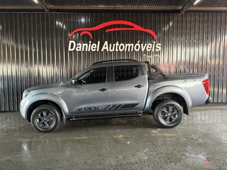 NISSAN Frontier 2.3 ATTACK CABINE DUPLA 4X4 BI-TURBO DIESEL AUTOM�TICO, Foto 4