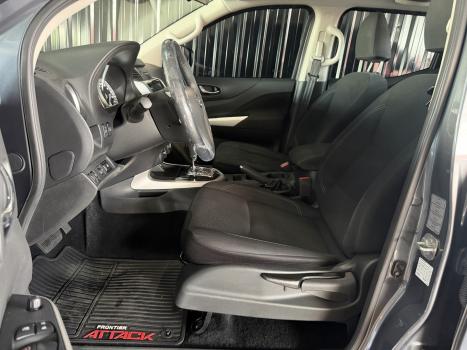 NISSAN Frontier 2.3 ATTACK CABINE DUPLA 4X4 BI-TURBO DIESEL AUTOM�TICO, Foto 10