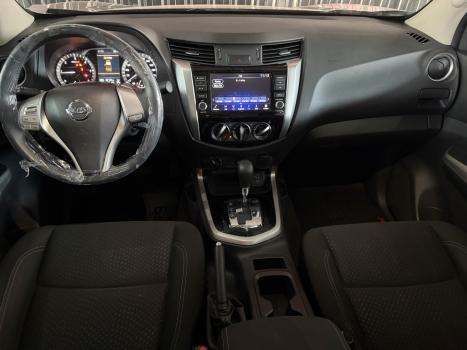 NISSAN Frontier 2.3 ATTACK CABINE DUPLA 4X4 BI-TURBO DIESEL AUTOM�TICO, Foto 12