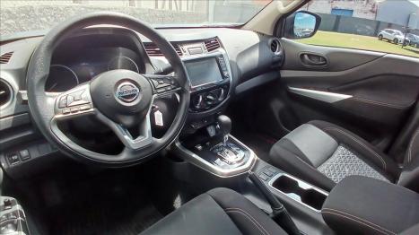 NISSAN Frontier 2.3 ATTACK CABINE DUPLA 4X4 BI-TURBO DIESEL AUTOM�TICO, Foto 6