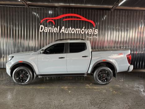 NISSAN Frontier 2.3 16V PRO4X CABINE DUPLA 4X4 BI-TURBO DIESEL AUTOM�TICO, Foto 4