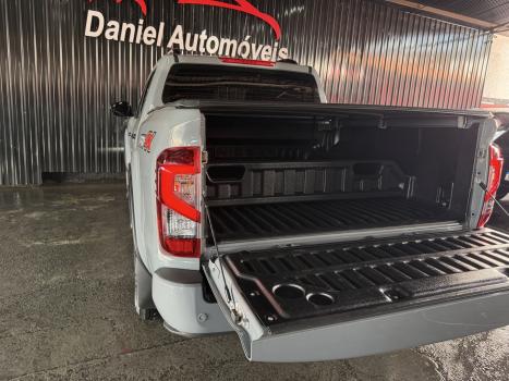 NISSAN Frontier 2.3 16V PRO4X CABINE DUPLA 4X4 BI-TURBO DIESEL AUTOM�TICO, Foto 8