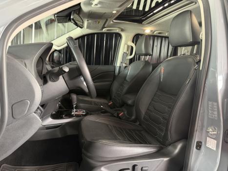 NISSAN Frontier 2.3 16V PRO4X CABINE DUPLA 4X4 BI-TURBO DIESEL AUTOM�TICO, Foto 10
