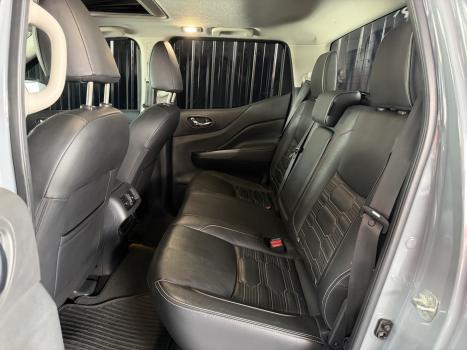 NISSAN Frontier 2.3 16V PRO4X CABINE DUPLA 4X4 BI-TURBO DIESEL AUTOM�TICO, Foto 11