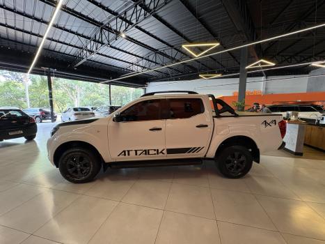 NISSAN Frontier 2.3 ATTACK CABINE DUPLA 4X4 BI-TURBO DIESEL AUTOM�TICO, Foto 4