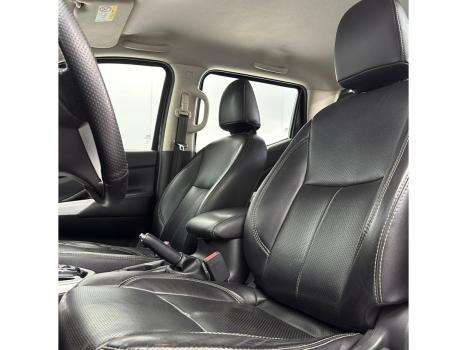 NISSAN Frontier 2.3 ATTACK CABINE DUPLA 4X4 BI-TURBO DIESEL AUTOM�TICO, Foto 8