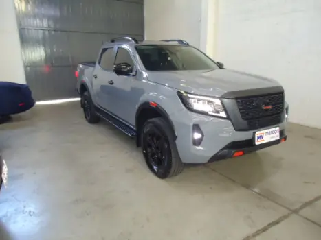NISSAN Frontier 2.3 16V PRO4X CABINE DUPLA 4X4 BI-TURBO DIESEL AUTOM�TICO, Foto 5