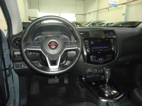 NISSAN Frontier 2.3 16V PRO4X CABINE DUPLA 4X4 BI-TURBO DIESEL AUTOM�TICO, Foto 6