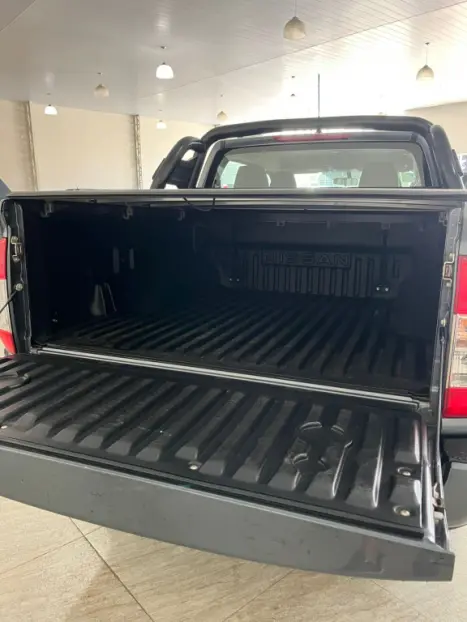 NISSAN Frontier 2.3 ATTACK CABINE DUPLA 4X4 BI-TURBO DIESEL AUTOM�TICO, Foto 10
