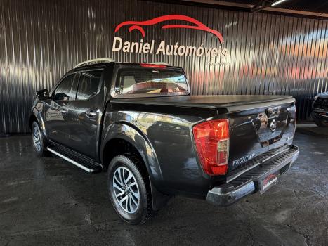 NISSAN Frontier 2.3 16V LE 4X4 CABINE DUPLA BI-TURBO DIESEL AUTOM�TICO, Foto 4