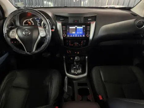 NISSAN Frontier 2.3 16V LE 4X4 CABINE DUPLA BI-TURBO DIESEL AUTOM�TICO, Foto 10