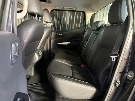 NISSAN Frontier 2.3 16V LE 4X4 CABINE DUPLA BI-TURBO DIESEL AUTOM�TICO, Foto 12