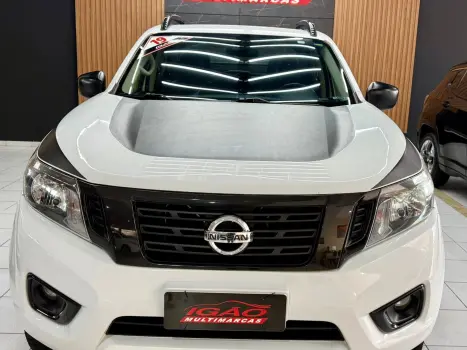 NISSAN Frontier 2.3 ATTACK CABINE DUPLA 4X4 BI-TURBO DIESEL AUTOM�TICO, Foto 2