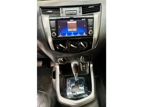 NISSAN Frontier 2.3 ATTACK CABINE DUPLA 4X4 BI-TURBO DIESEL AUTOM�TICO, Foto 12