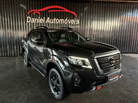 NISSAN Frontier 2.3 16V PRO4X CABINE DUPLA 4X4 BI-TURBO DIESEL AUTOM�TICO, Foto 3