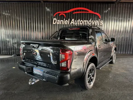 NISSAN Frontier 2.3 16V PRO4X CABINE DUPLA 4X4 BI-TURBO DIESEL AUTOM�TICO, Foto 4